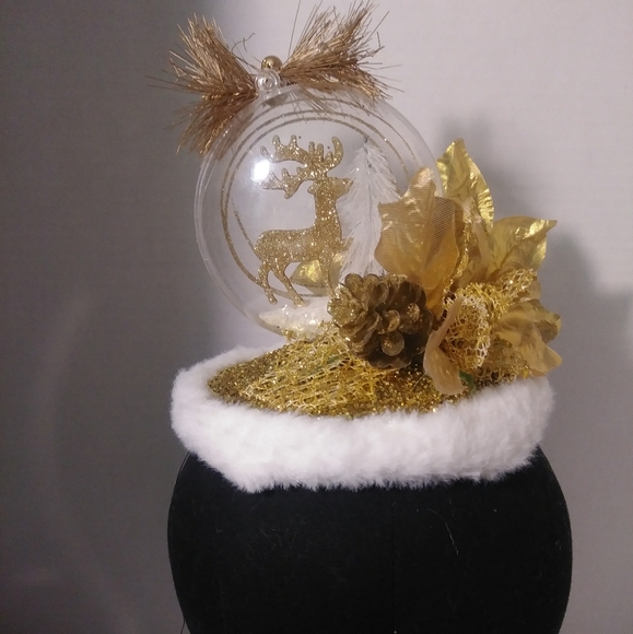 Gold and white circle fasinator hat - Picture 3 of 4